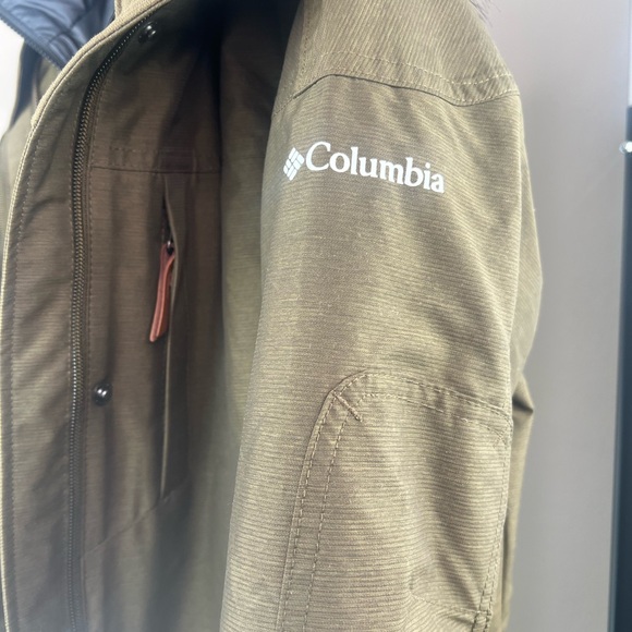 Columbia Women's Carson Pass Waterproof Insulated Interchange Jacket - Picture 10 of 15